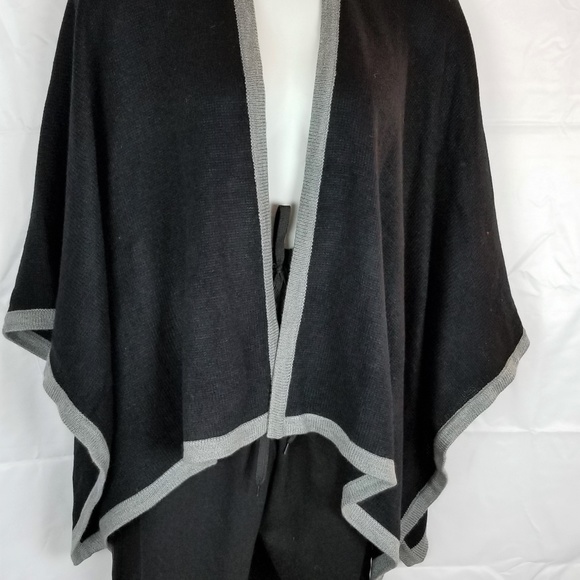 Womens Mixit Black Knit Poncho Wrap Gray Trim - Picture 3 of 8